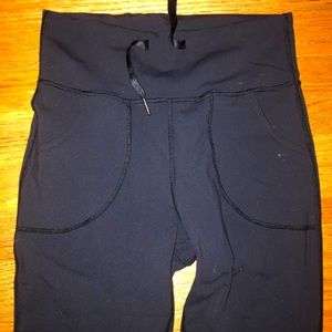 Lululemon Black Skinny Will Pant size 6